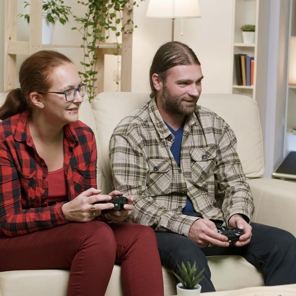 playing video games using wireless controller